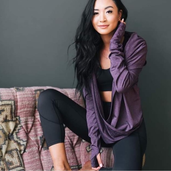 Zyia Active Coffee Purple Yoga Shawl - Picture 3 of 11